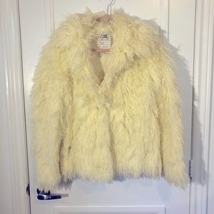 ⭐️HOST PICK⭐️ String Coat / Jacket, Vintage 1980’s, White, Women’s Size Medium